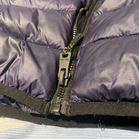 Roots - Lawren Packable Hooded Down Jacket Navy Size [M] Medium - Picture 3 of 5